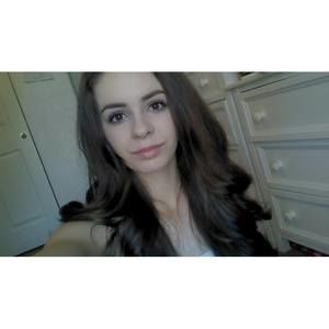 Meet your Posher, Gabriella